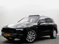 Porsche Cayenne - 3.0 S E-Hybrid Sport Chrono 416pk Platinum Edition (panodak, matrix, BOSE, adaptive cruise