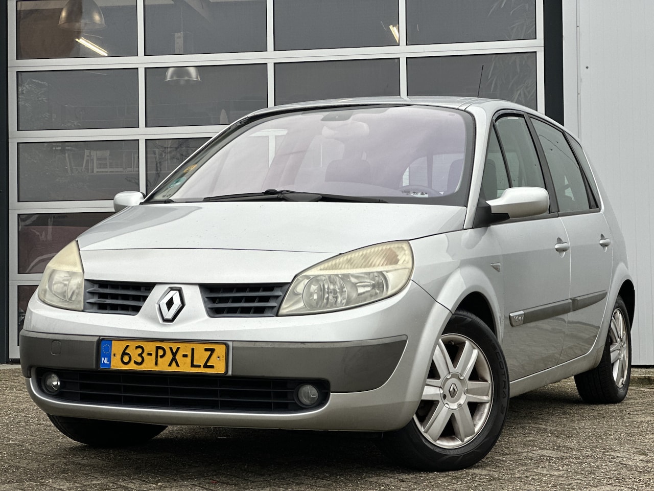 Renault Scénic - 1.6-16V Privilège Comfort | Bekerhouders | Climate Control | Cruise Control | Elek. ramen - AutoWereld.nl