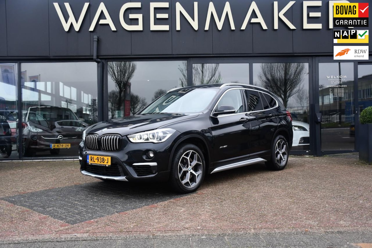 BMW X1 - XDrive20i High Executive AUT|PANO|Cruise|NAVI|HeadUP - AutoWereld.nl