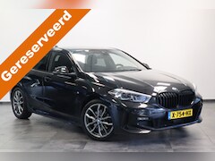 BMW 1-serie - 118i Executive M-sport Navigatie Cruise Control ACC VCP 18lmv Climate control Apple carpla