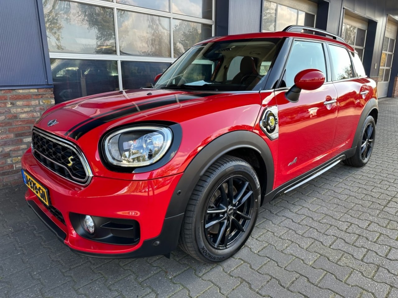 MINI Countryman - COUNTRYMAN 2.0 CO.S E ALL4 PEP.  ALL.IN. - AutoWereld.nl