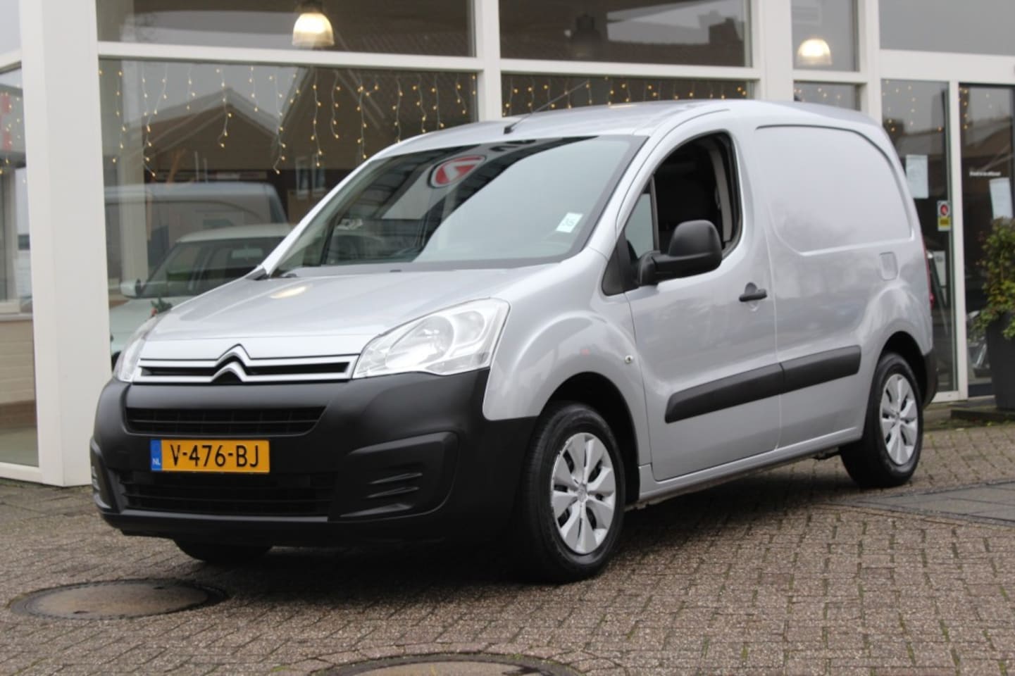 Citroën Berlingo - 1.6 BlueHDI 100 Club 1.6 BLUEHDI 100 CLUB - AutoWereld.nl