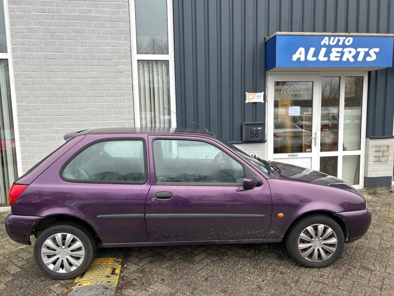 Ford Fiesta - 1.3 1.3 - AutoWereld.nl