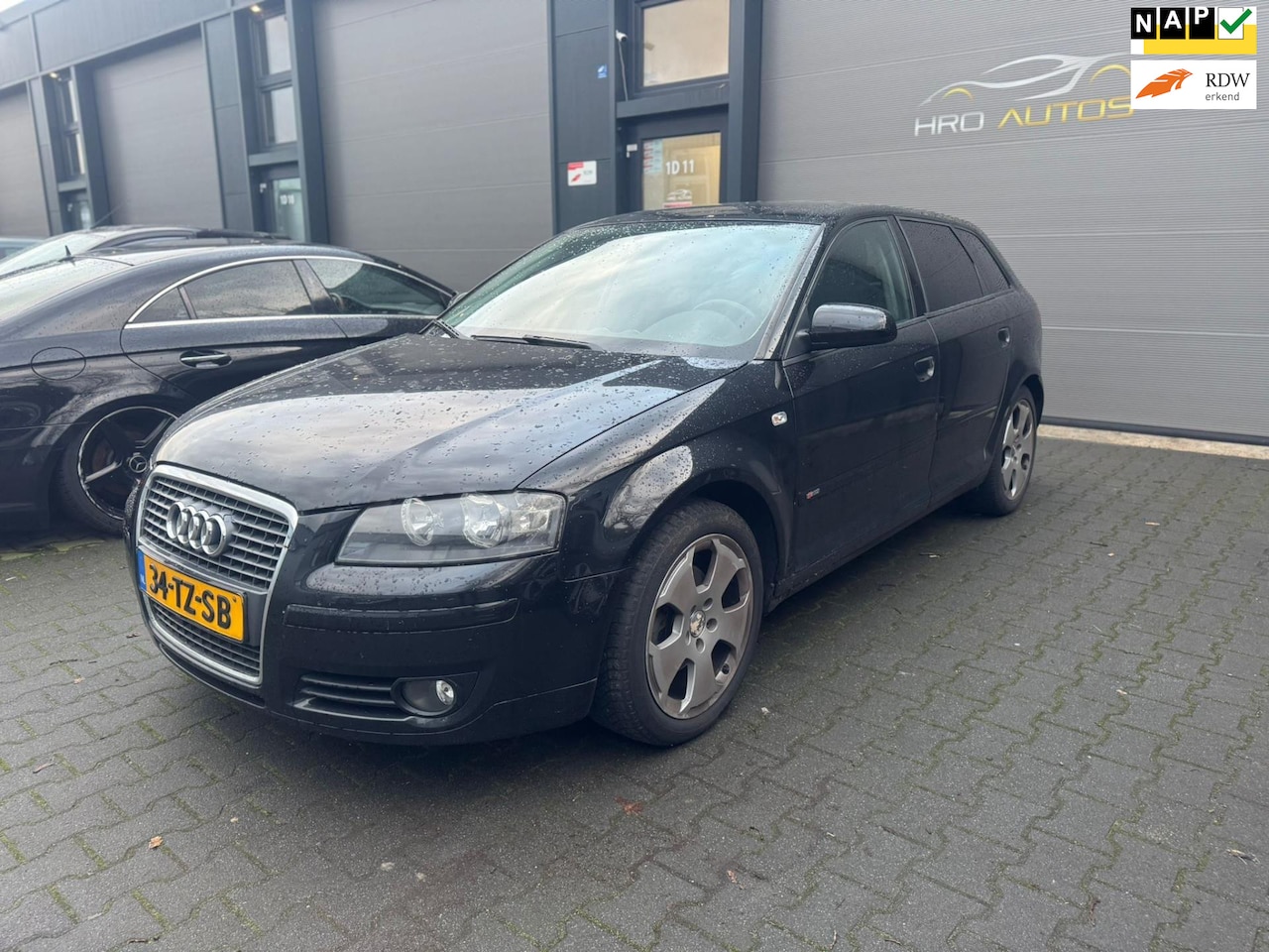 Audi A3 Sportback - 2.0 FSI Attraction Pro Line 2.0 FSI Attraction Pro Line - AutoWereld.nl