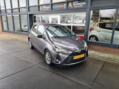 Toyota Yaris - 1.5 VVT-i 111pk Autom. Dynamic Navi Camera All-in prijs + 12 Mnd Garantie