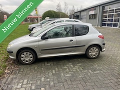 Peugeot 206 - 1.1 XR NW APK