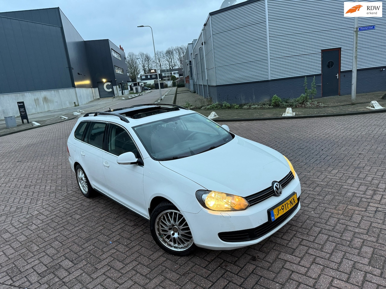 Volkswagen Golf Variant - 1.4 TSI Highline AUTOMAAT Panorama AIRCO Volledig onderhouden - AutoWereld.nl