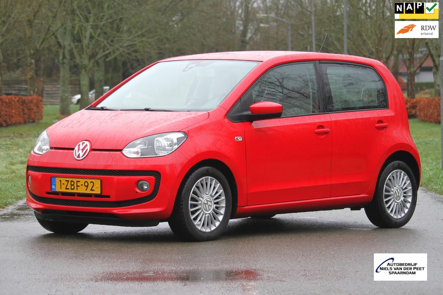 Volkswagen Up! - 1.0 High up! 5 deurs BlueMotion / Airco / Cruise control / Sportvelgen / Parkeersensoren / - AutoWereld.nl