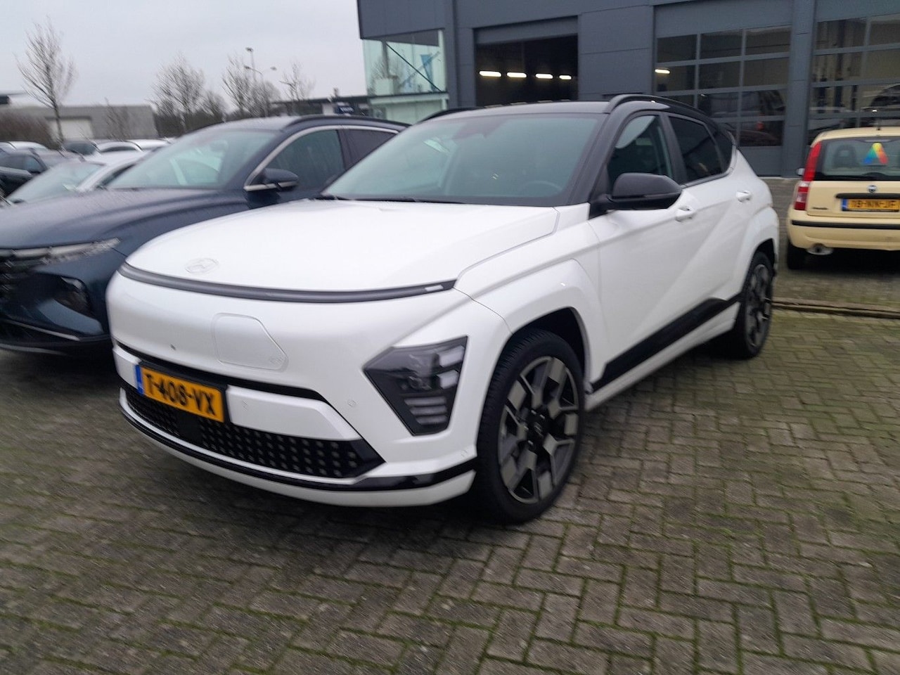 Hyundai Kona - New 65,4 kWh 217pk Premium | 360 graden camera | Stoelventilatie - AutoWereld.nl