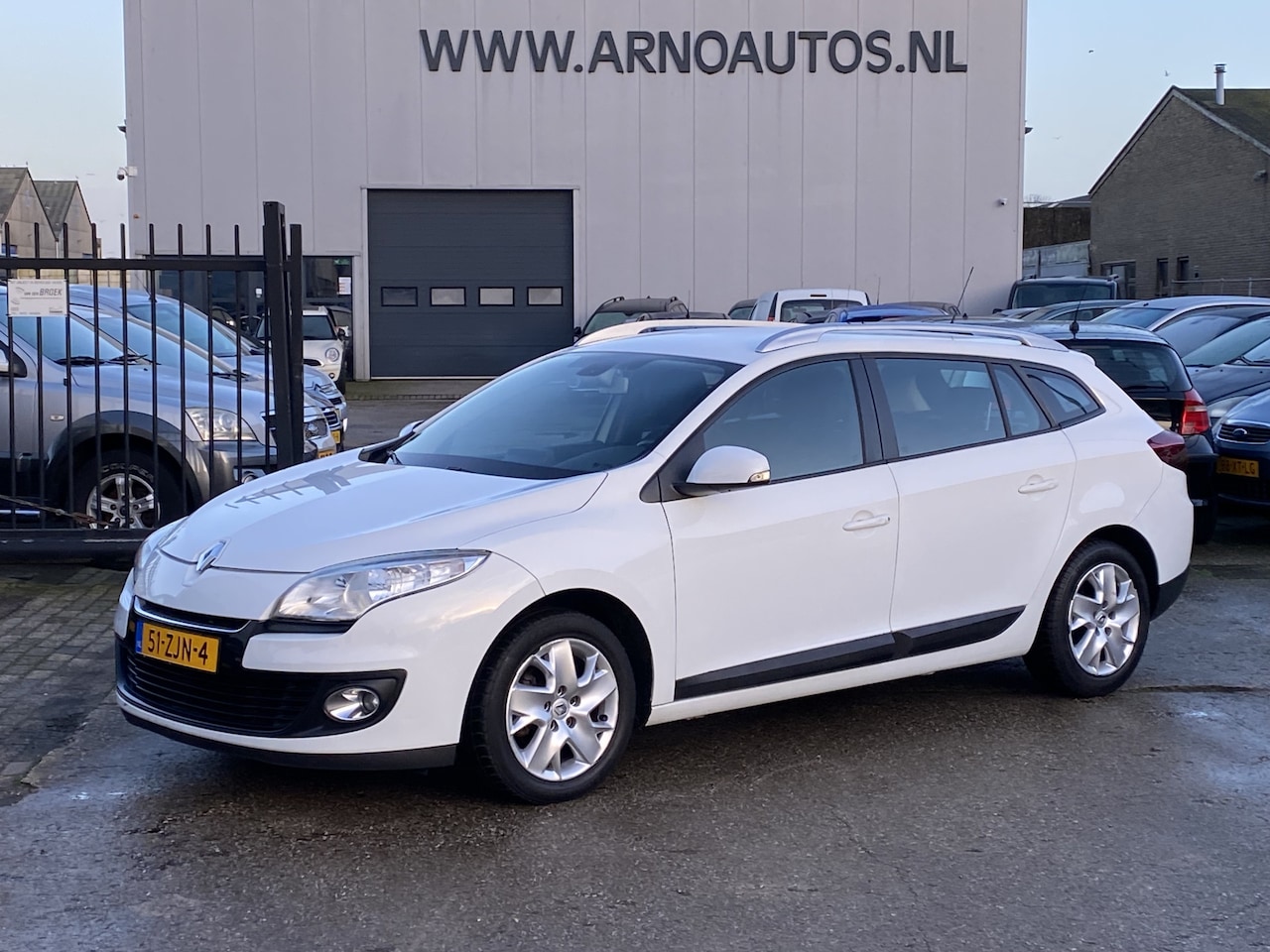 Renault Mégane Estate - 1.5 dCi AUTOMAAT Expression, EXPORTPRIJS/MEENEEMPRIJS, EURO 5, AIRCO(CLIMA), CRUISE CONTRO - AutoWereld.nl