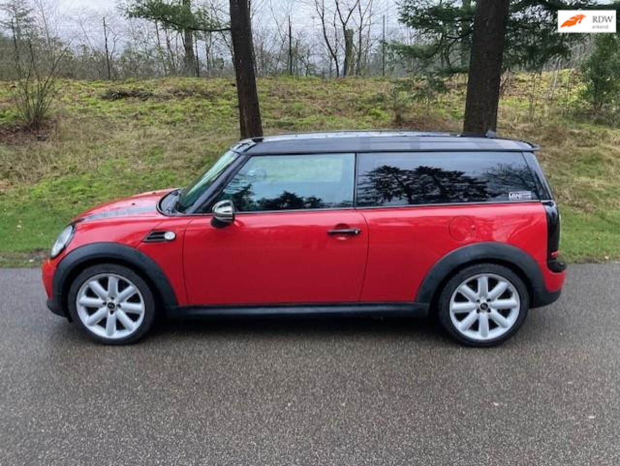 MINI Clubman - Mini 1.6 One D Chili Blackline Navi - AutoWereld.nl