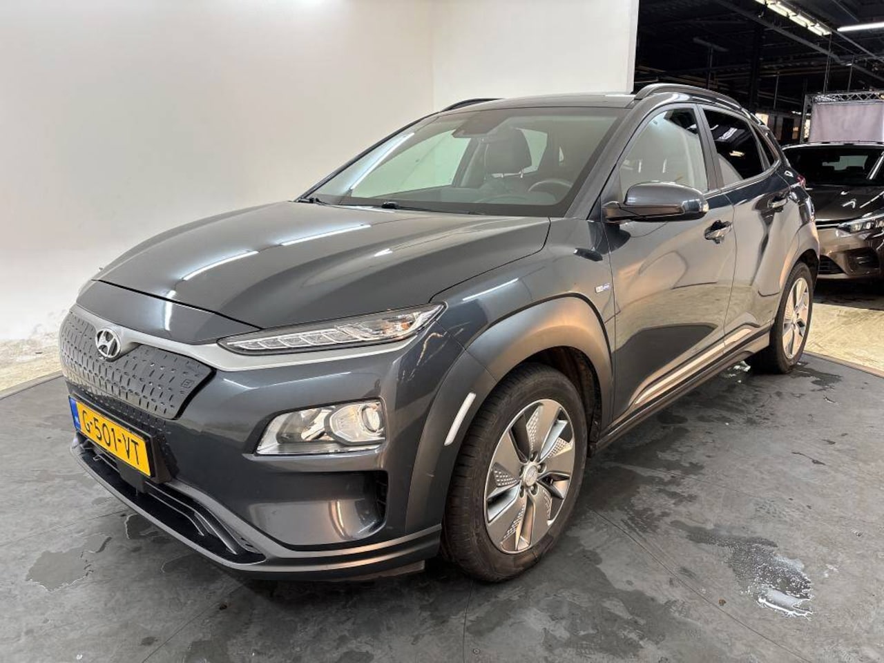 Hyundai Kona Electric - EV Fashion 64kWh 204pk 482km WLTP [ CAMERA+CARPLAY+CLIMAAT+PDC+NAVIGATIE ] - AutoWereld.nl