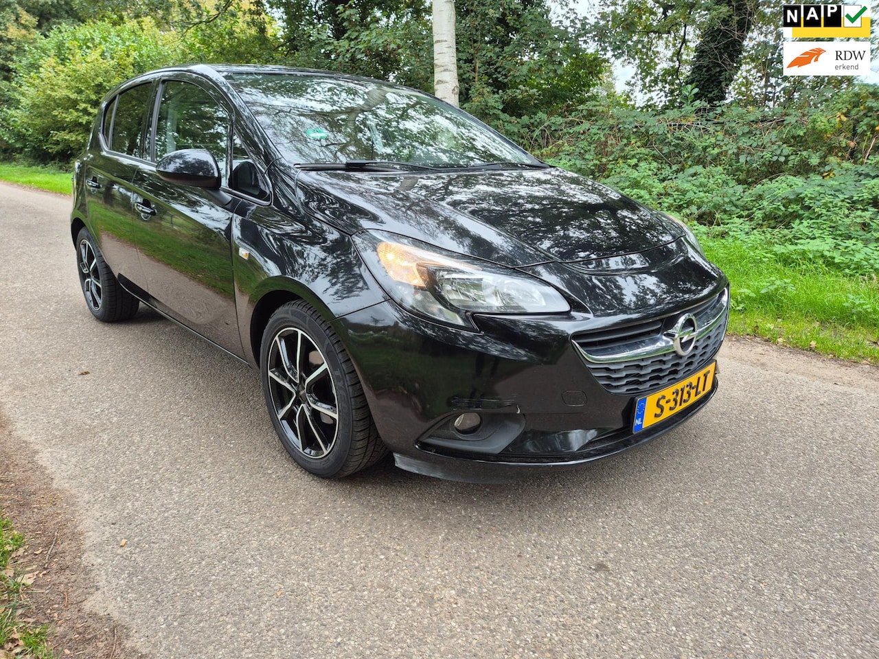 Opel Corsa - 1.4 Edition . Vol Automaat . Apple carplay Navi . Airco - AutoWereld.nl