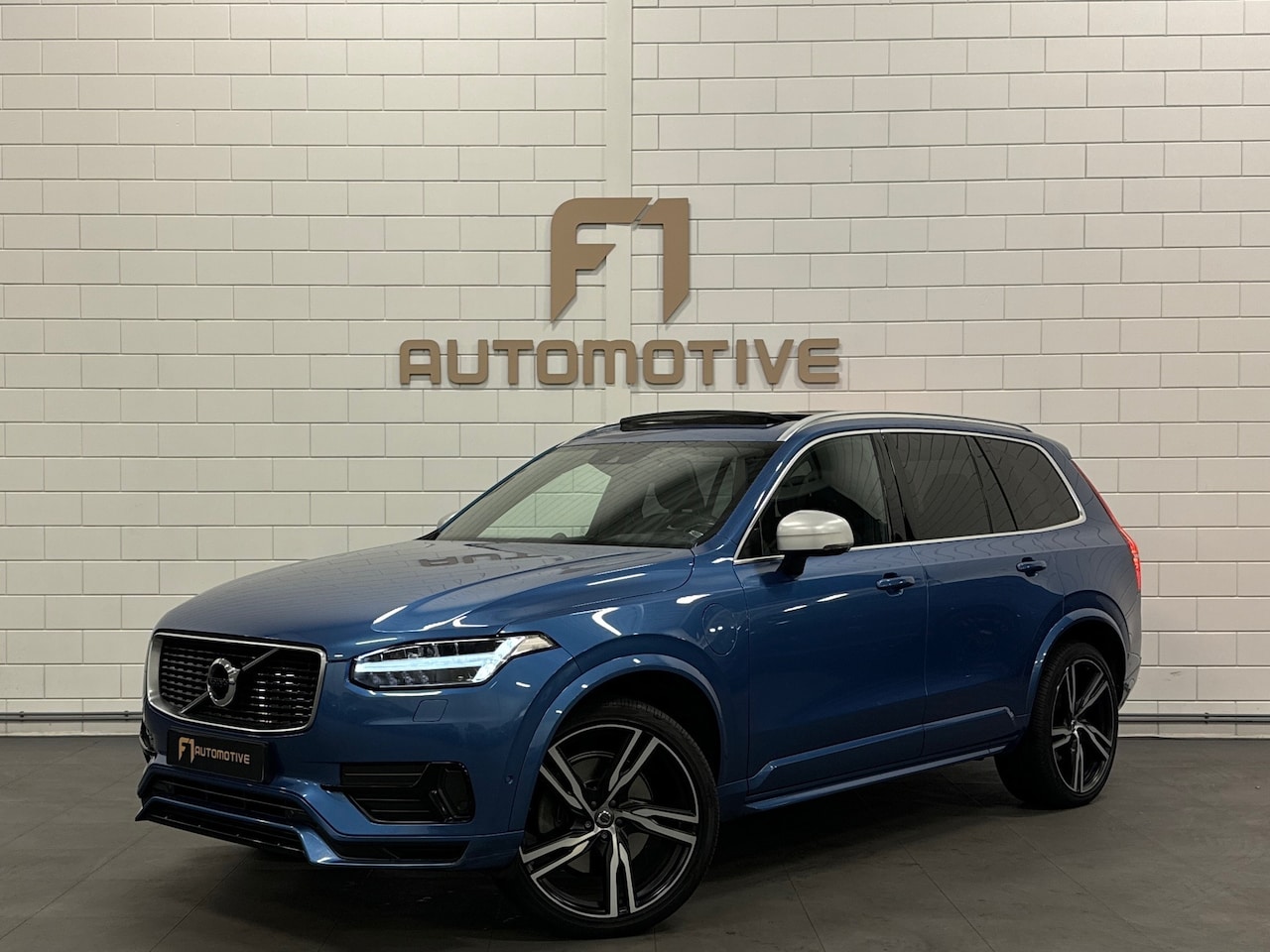 Volvo XC90 - 2.0 T8 AWD R-Design Pano|B&W|Memory|HuD|Trekh|7P - AutoWereld.nl