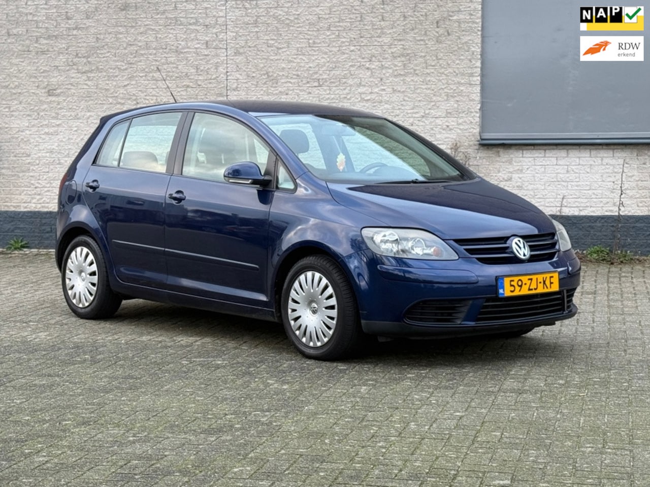 Volkswagen Golf Plus - 1.4 TSI Optive 3 Airco/Cruise/Trekhaak - AutoWereld.nl