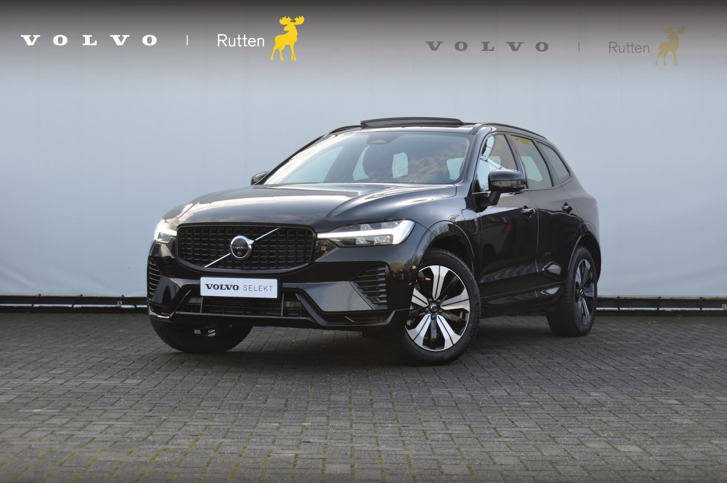 Volvo XC60 - T6 350PK Long Range AWD Plus Dark / Panoramisch schuif-kantel dak / Lederen bekleding / El - AutoWereld.nl