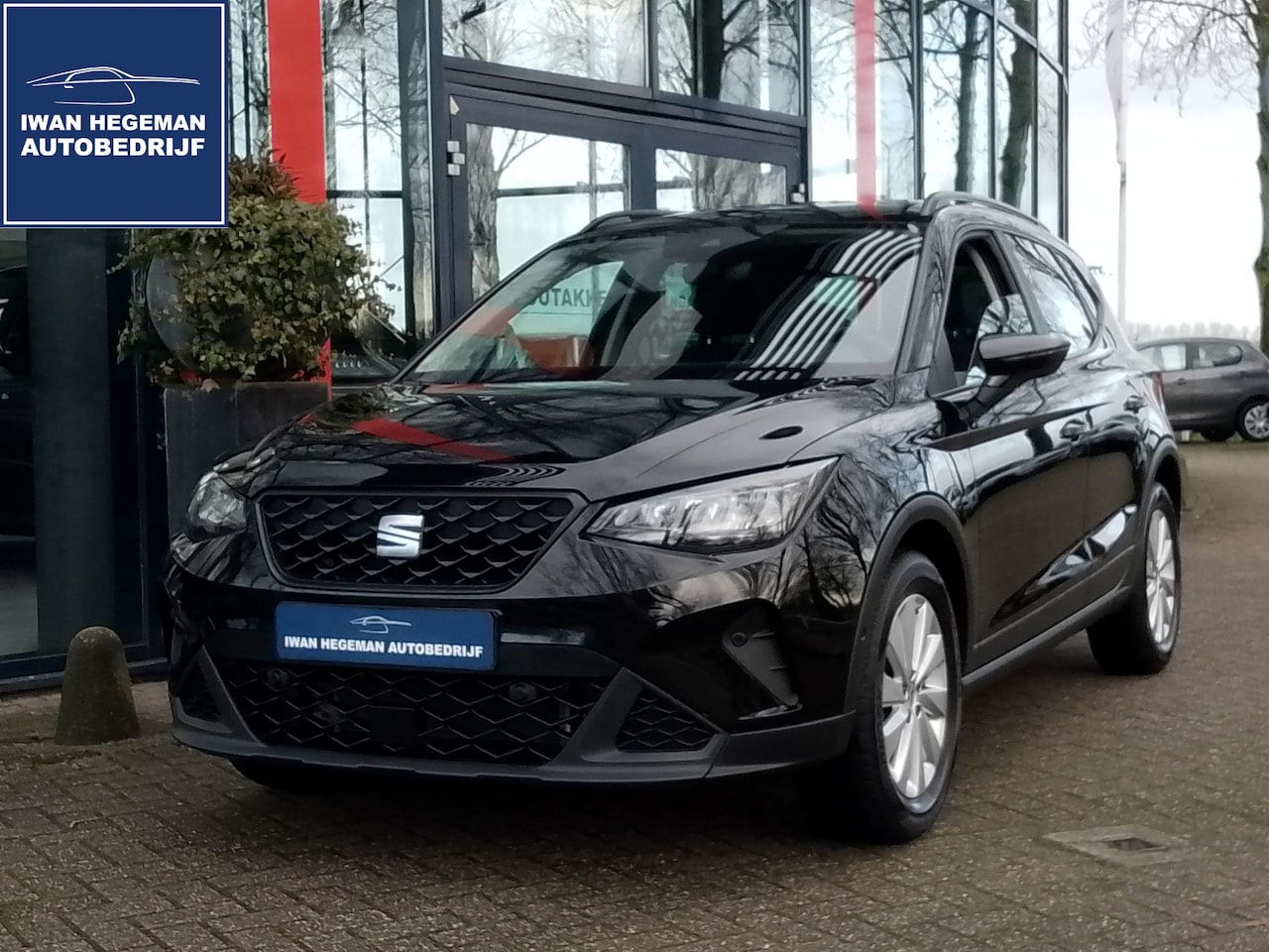 Seat Arona - 1.0 EcoTSI Style | Navigatie | ECC | PDC + Camera | Cruise Control | LM Velgen - AutoWereld.nl