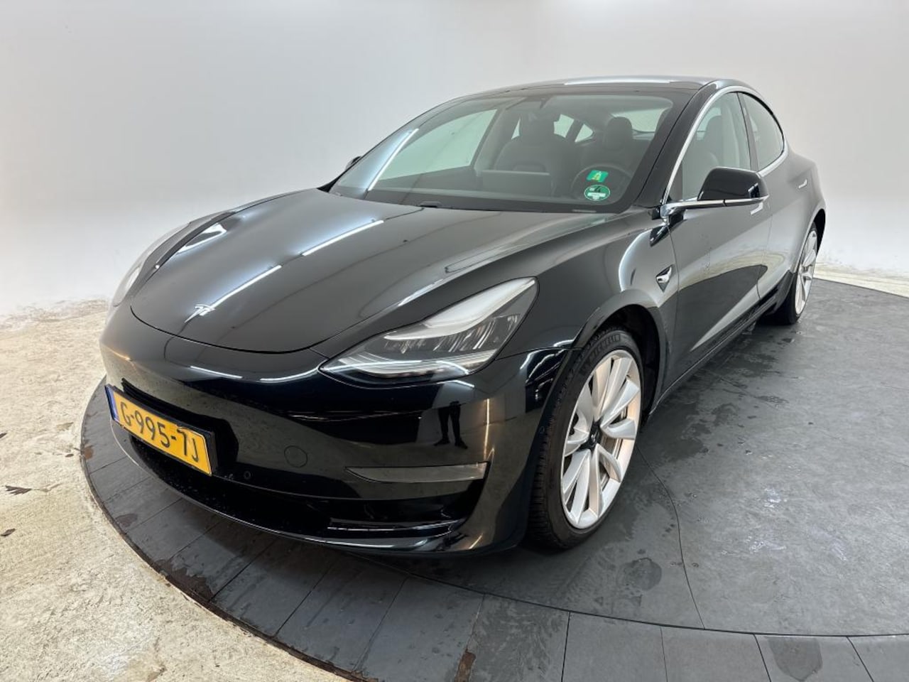 Tesla Model 3 - Long-Range AWD 351pk 75 kWh [ AUTOPILOT+19" LMV+620KM WLTP+PREMIUM AUDIO ] - AutoWereld.nl