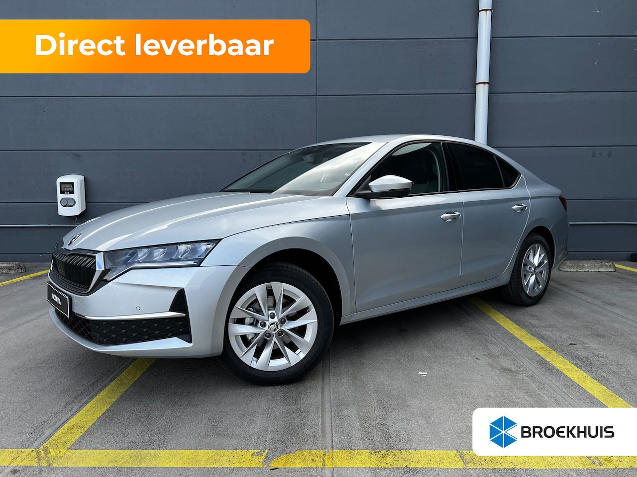 Skoda Octavia - Hatchback Octavia 1.5 TSI e-TEC MHEV 115 DSG-7 First Edition | Chromen grille | Climatroni - AutoWereld.nl