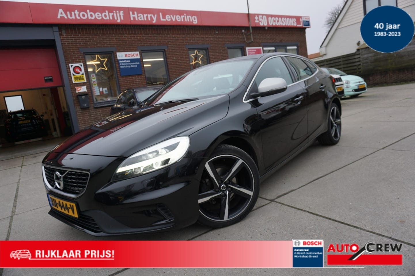 Volvo V40 - 2.0 D2 120PK Momentum R-Design Navigatie - AutoWereld.nl