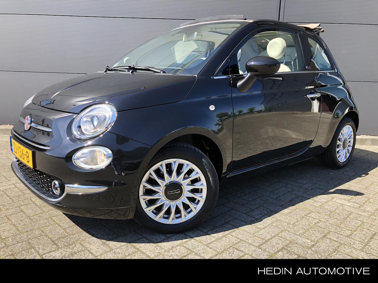 Fiat 500 C - 0.9 TwinAir Turbo Lounge | Navigatie | Cruisecontrol | Lichtmetalen Velgen | Parkeersensor - AutoWereld.nl