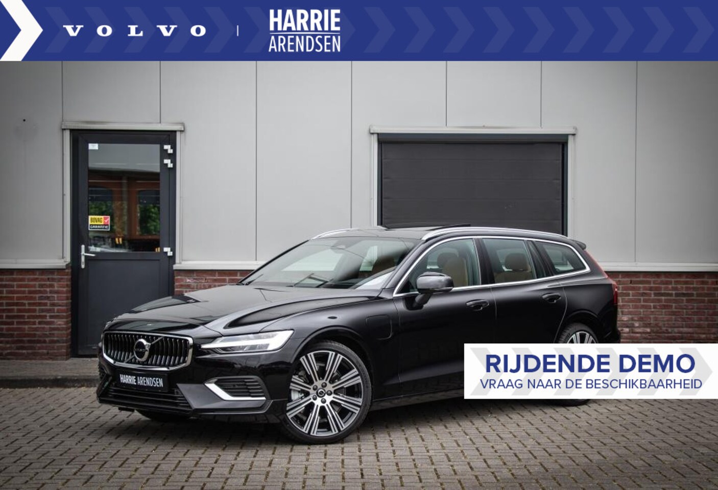 Volvo V60 - Recharge T6 AWD Ultimate Bright | Panoramadak | Dodehoekdetectie | Massagestoelen incl. ge - AutoWereld.nl