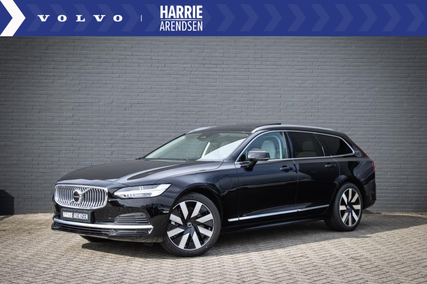 Volvo V90 - Recharge T6 Plus Bright | Adaptieve Cruise Control | Schuifdak | Harman Kardon Audio | Sto - AutoWereld.nl