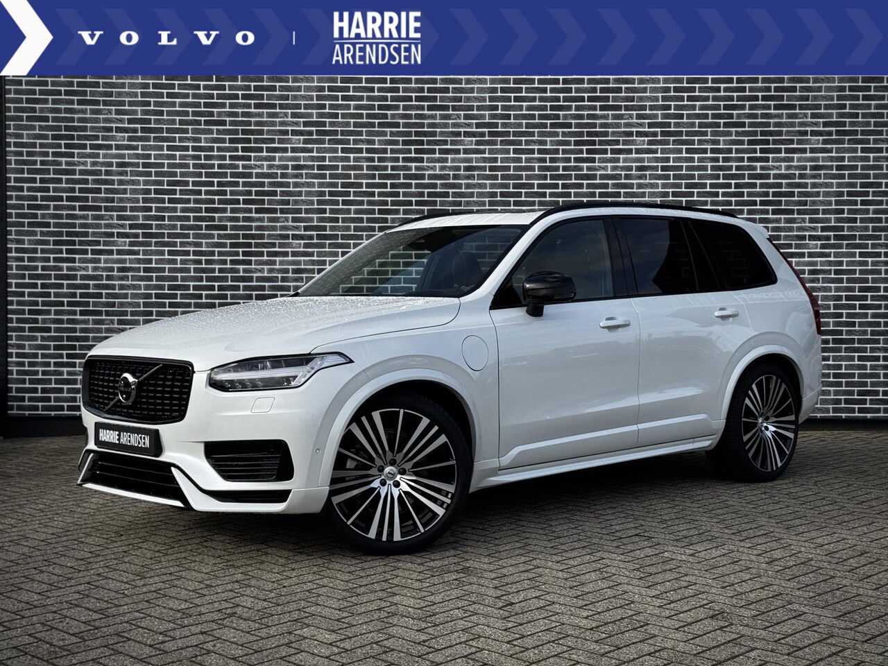 Volvo XC90 - 2.0 T8 Plug-in hybrid AWD Ultra Dark | Luchtvering| Bowers en Wilkins audio | 360 camera | - AutoWereld.nl