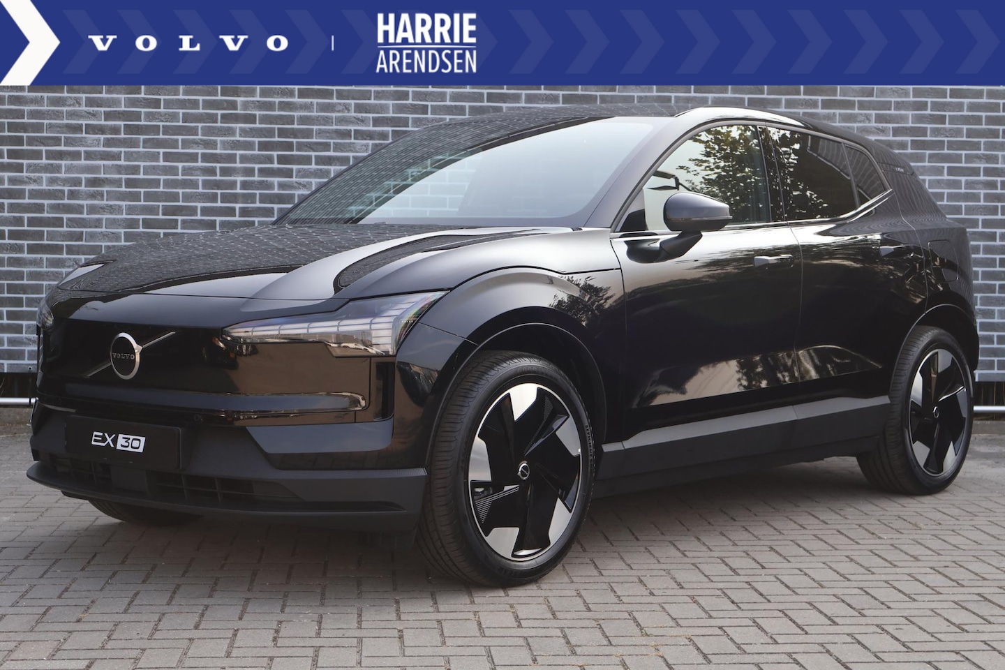 Volvo EX30 - Single Motor Extended Range Plus 69 kWh | Extra getint glas | Adaptieve cruise control | S - AutoWereld.nl