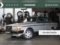 Volvo 240 - 2.3 GL | Trekhaak | Elektr. bedienbare ramen | Automaat | LM Turbo velgen 16" | Nederlands