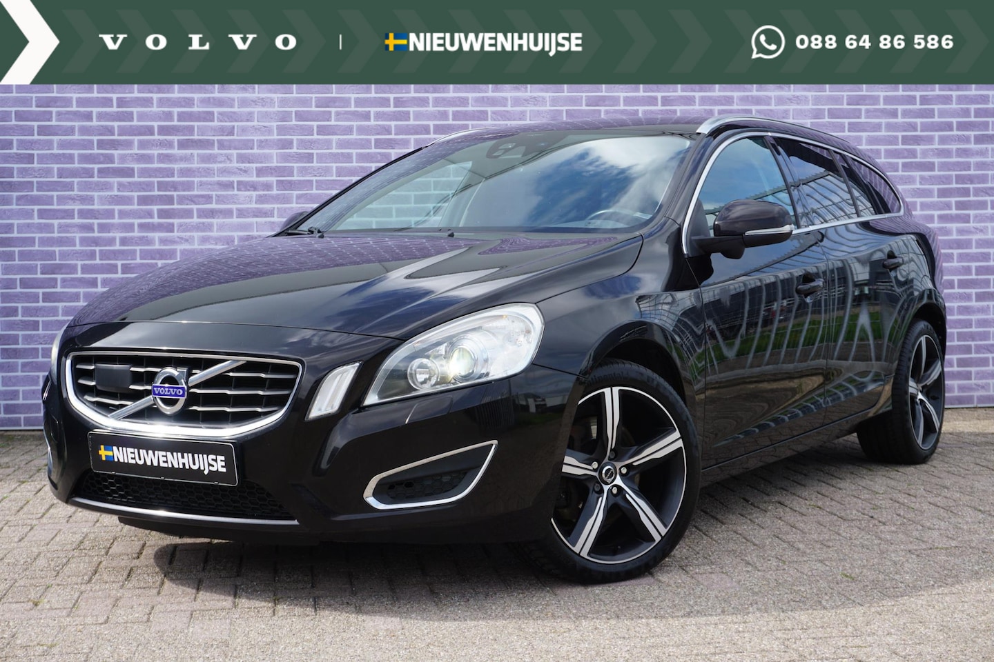 Volvo V60 - 3.0 T6 303pk AWD SUMMUM | Stoelverwarming | Adaptieve cruise control | Leder | BLIS | Xeno - AutoWereld.nl