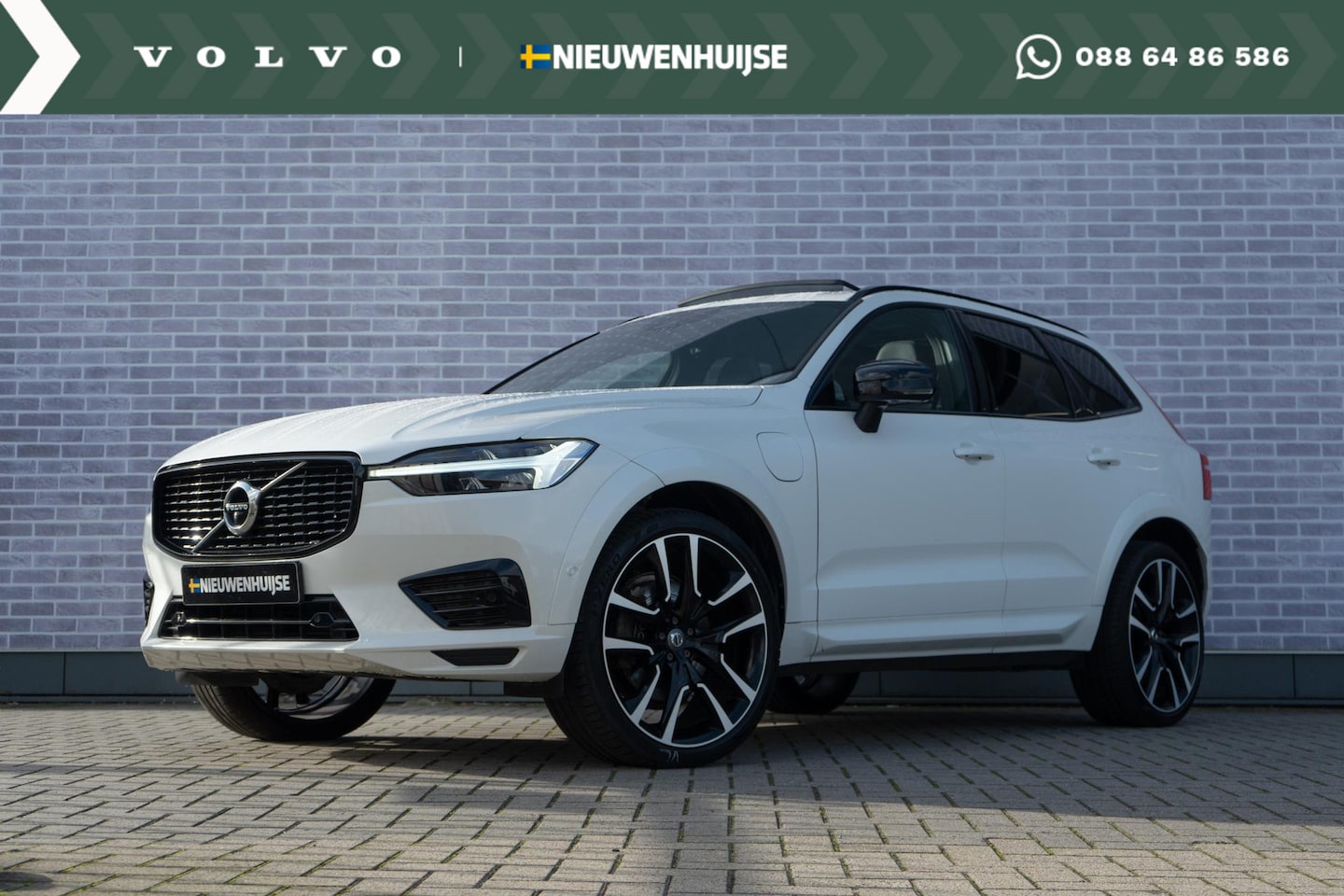 Volvo XC60 - Recharge T6 AWD R-Design | Navi | Head-Up Display | Schuif-/Kanteldak | Keyless | 360 Came - AutoWereld.nl