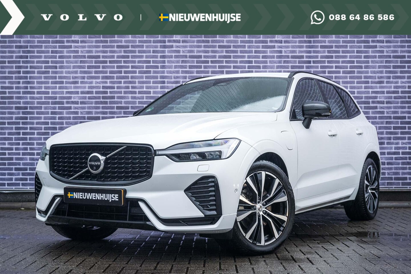 Volvo XC60 - T6 Recharge AWD Ultimate Dark Long Range | Luchtvering | Trekhaak | Bowers & Wilkins audio - AutoWereld.nl