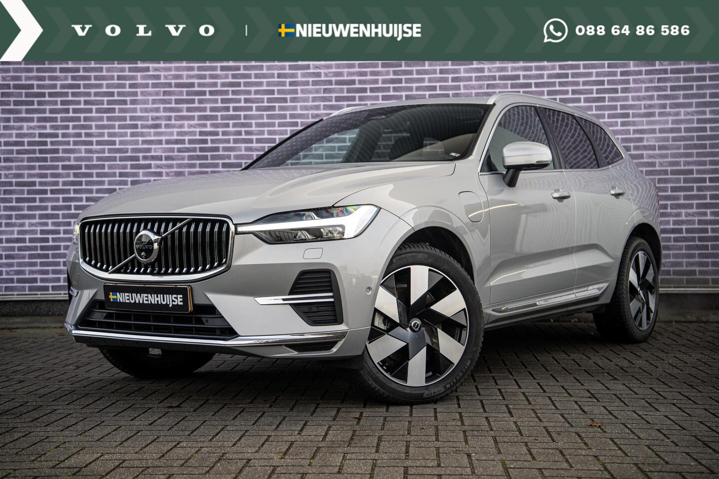 Volvo XC60 - T6 Recharge AWD Ultimate Bright Long Range | Trekhaak | Sportstoelen | 360 Camera | Head-u - AutoWereld.nl