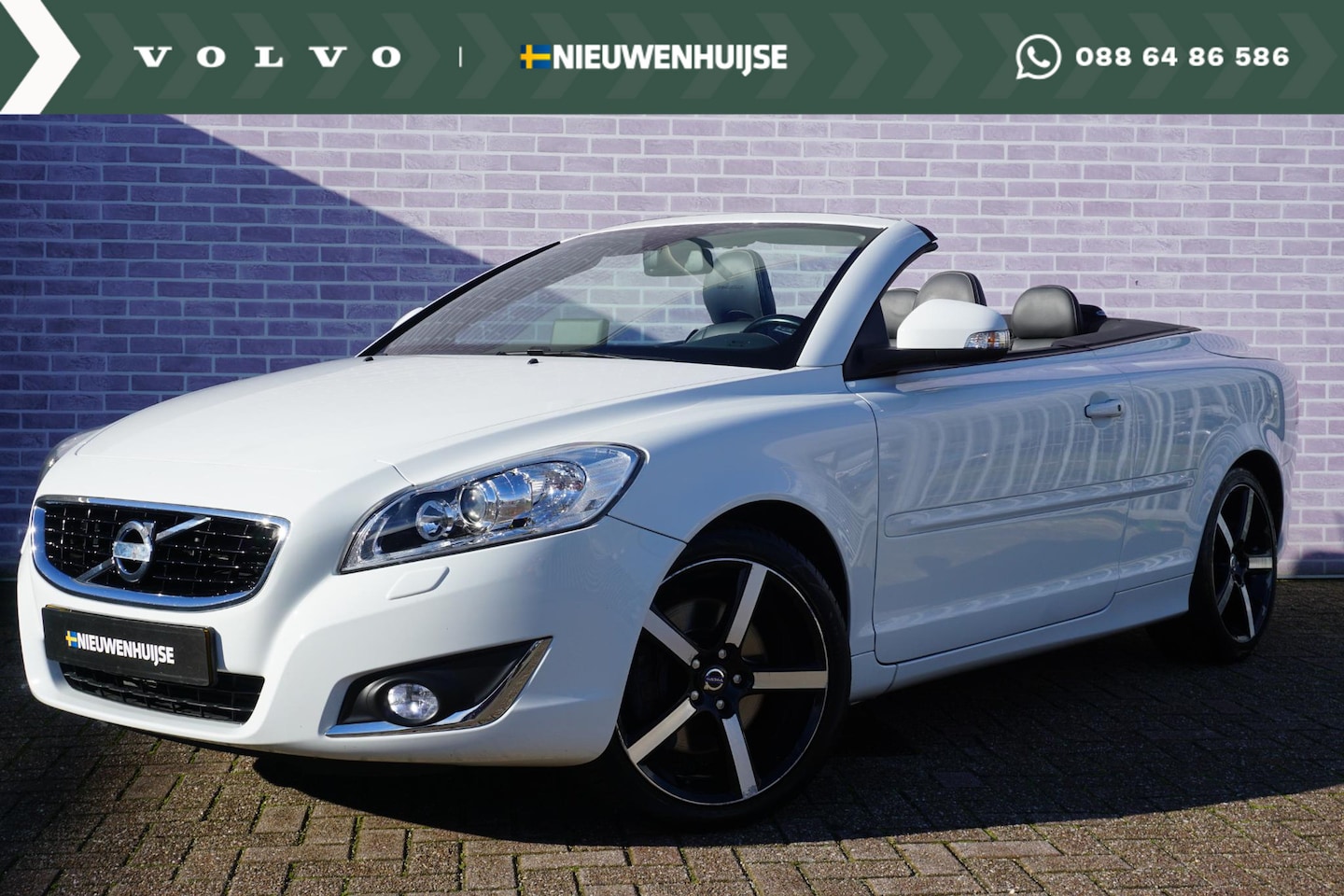 Volvo C70 Convertible - 2.5 T5 Tourer | Inscription| Polestar | BLIS | Leder | Keyless | Xenon | Parkeersensoren | - AutoWereld.nl