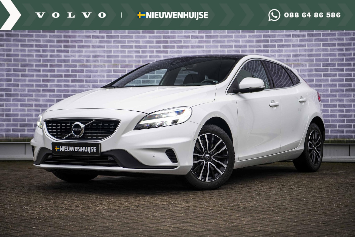 Volvo V40 - 1.5 T3 Polar+ Sport | Harman/Kardon | Keyless entry | Panorama dak | DAB+ | Achteruitrijca - AutoWereld.nl