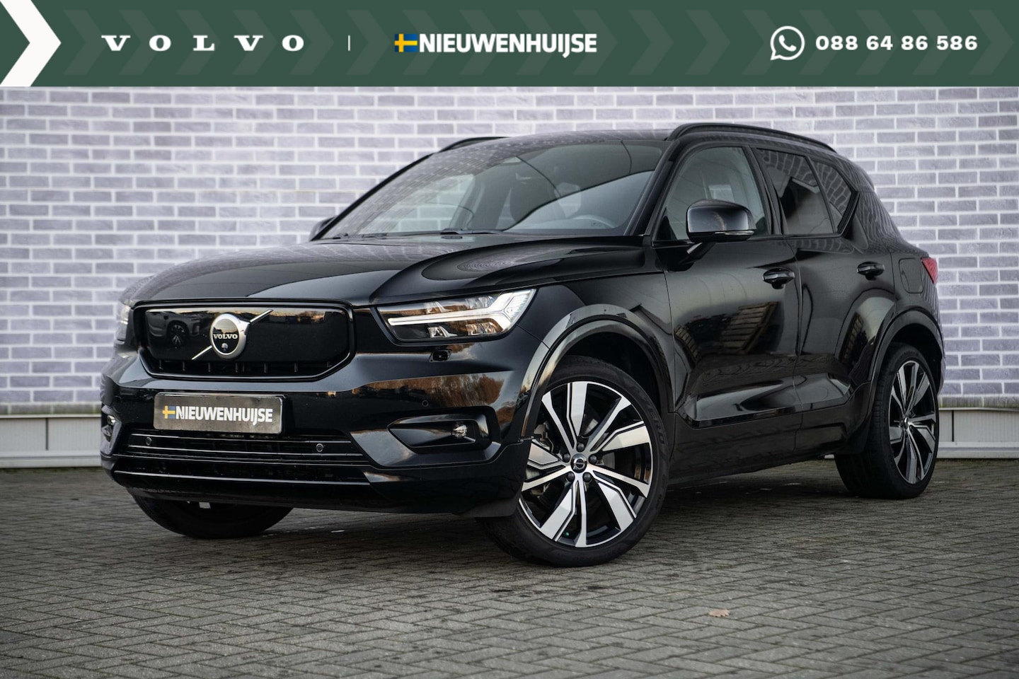 Volvo XC40 - Recharge P8 AWD R-Design | Exterior Styling Pack | Panoramadak | 360 Camera | Harman Kardo - AutoWereld.nl