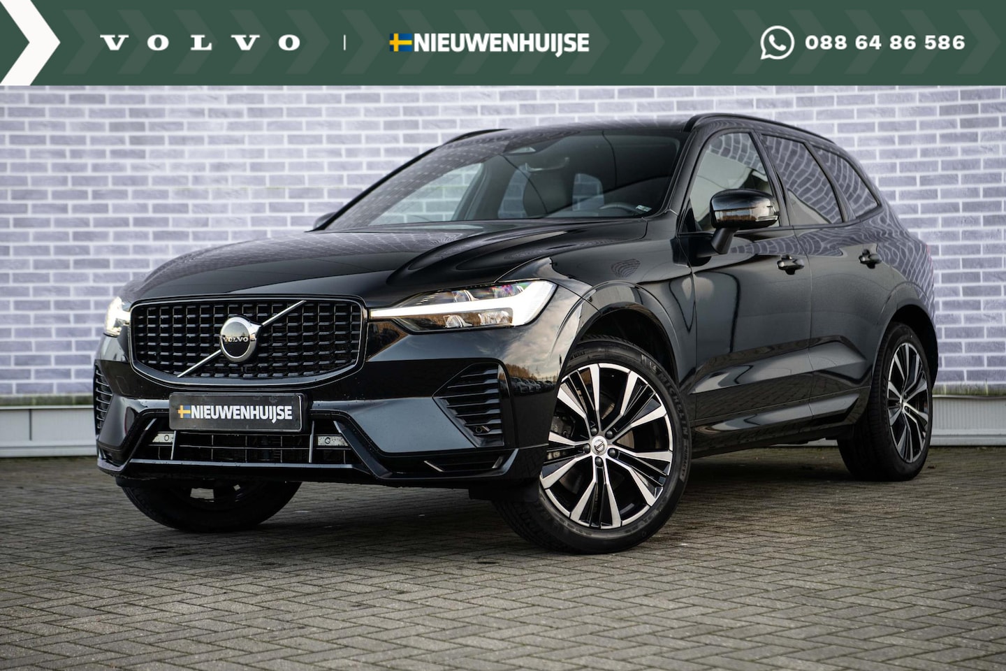 Volvo XC60 - B5 Plus Dark | Trekhaak | Stoel/stuur verwarming | Adaptieve cruise control | Dodehoekdete - AutoWereld.nl