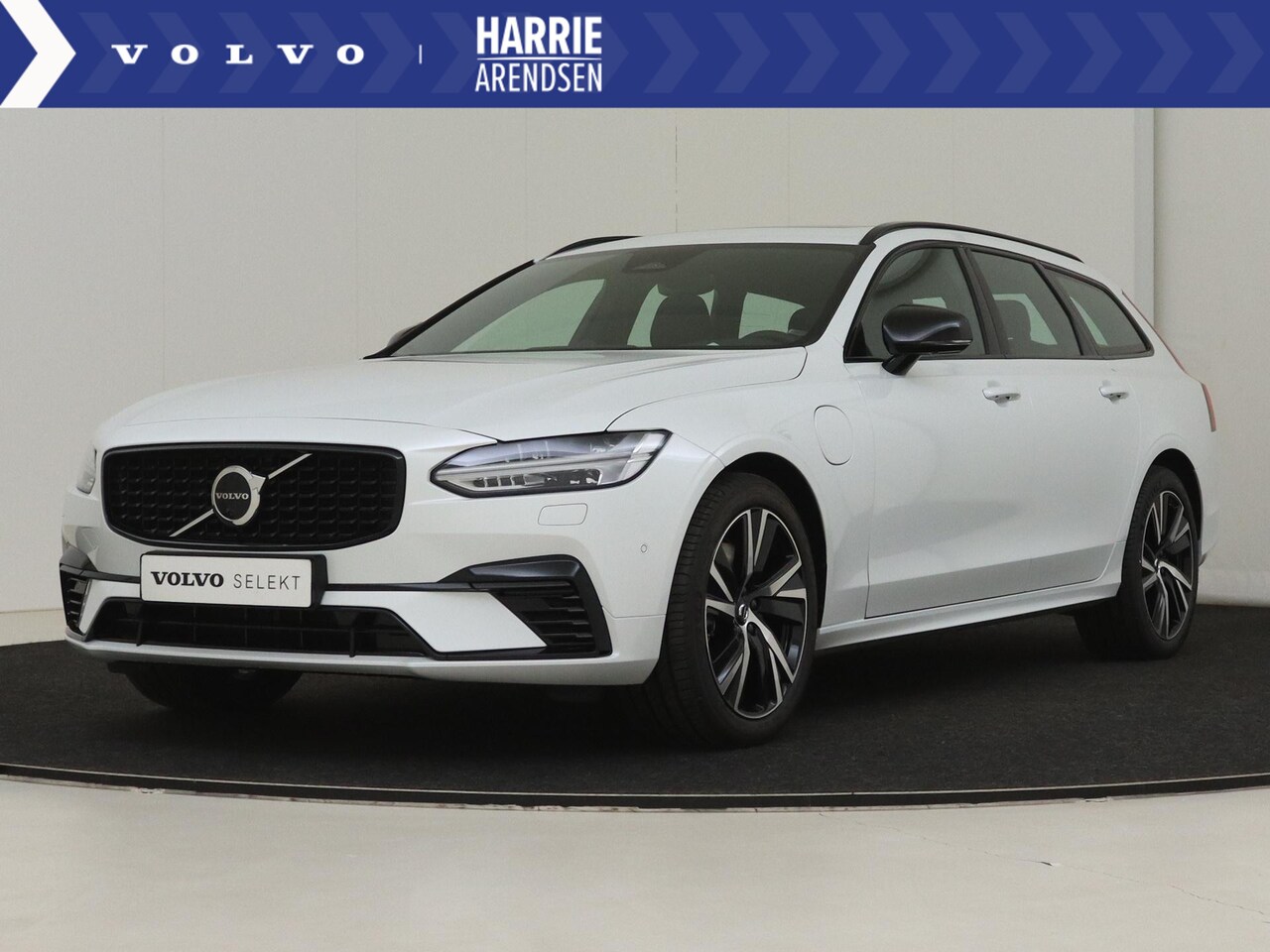 Volvo V90 - 2.0 T6 Recharge AWD Ultimate Dark | Bowers & Wilkins audio | Luchtvering | 360 graden Came - AutoWereld.nl