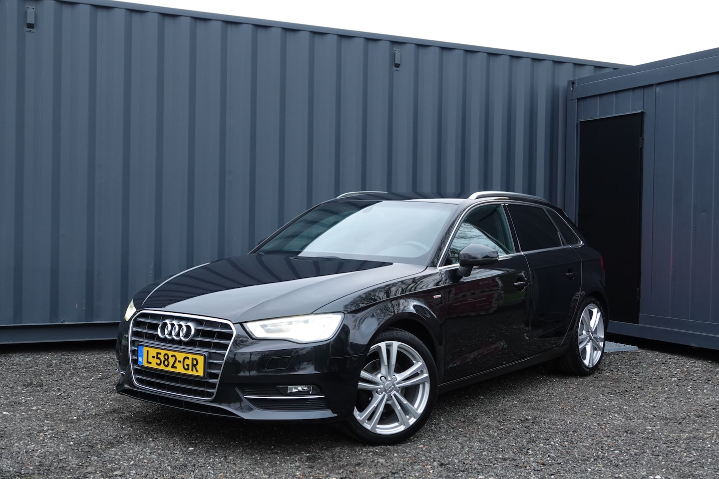 Audi A3 Sportback - 1.4 TFSI Ambition Pro Line S S-line in- + exterieur, Parkeersensoren, Navigatie, Stoelverwarming, Cruise Control - AutoWereld.nl