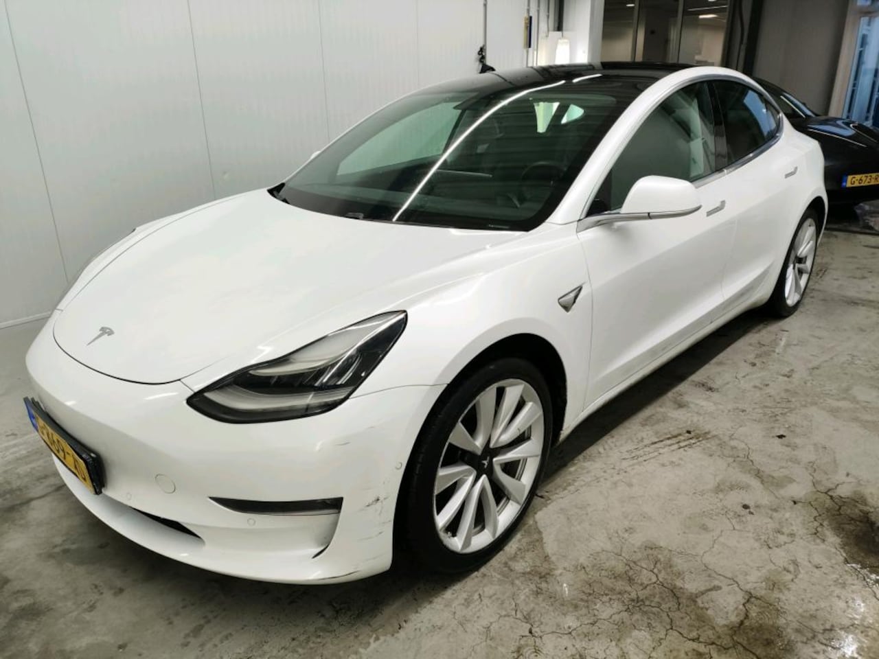 Tesla Model 3 - Long-Range AWD 351pk 75 kWh [ TREKHAAK+AUTOPILOT+19" LMV+620KM WLTP+PREMIUM AUDIO ] - AutoWereld.nl