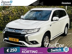 Mitsubishi Outlander - 2.4 PHEV Pure Apple Carplay/Android Auto , stoelverwarming , climate , camera , cruise , t