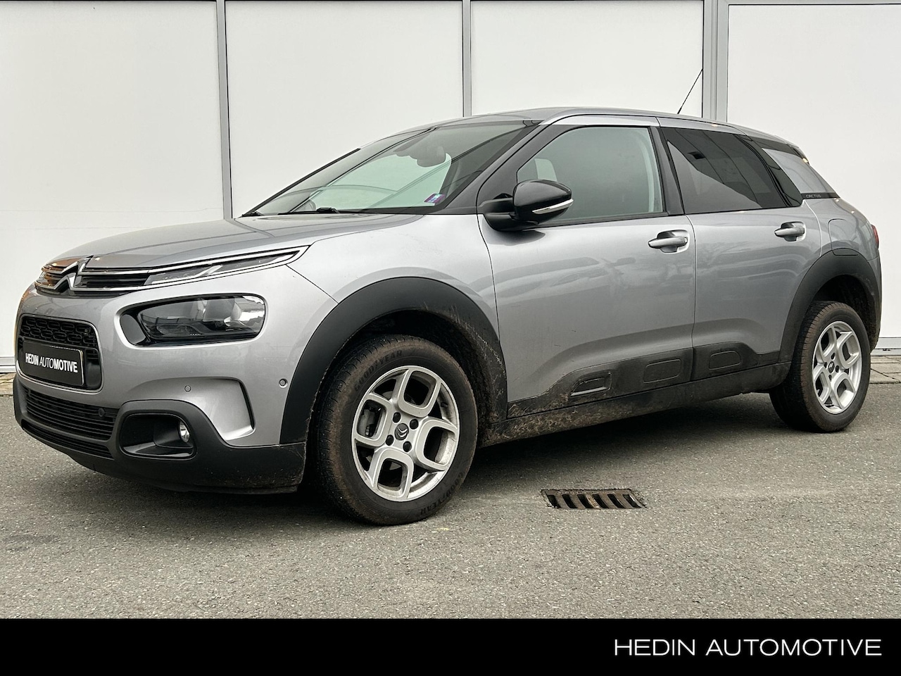 Citroën C4 Cactus - 1.2 110pk Shine | CAMERA | NAVI | PARKEERSENSOREN | KEYLESS | DAB RADIO | 16" LMV - AutoWereld.nl