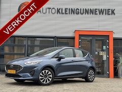 Ford Fiesta - 1.0 EcoBoost Hybrid Titanium / NL Auto / Stoel & Stuurverwarming / Airco /