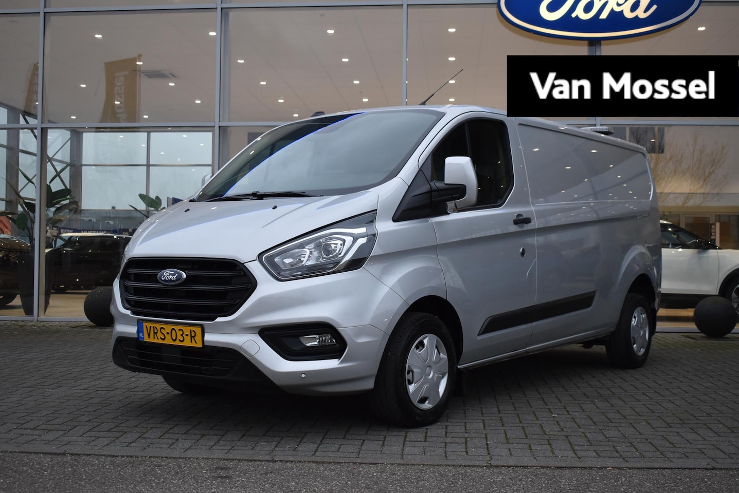 Ford Transit Custom - 300 2.0 TDCI L2H1 Trend | Trekhaak | Airco | Cruise Control | Navigatie | Achteruitrijcame - AutoWereld.nl