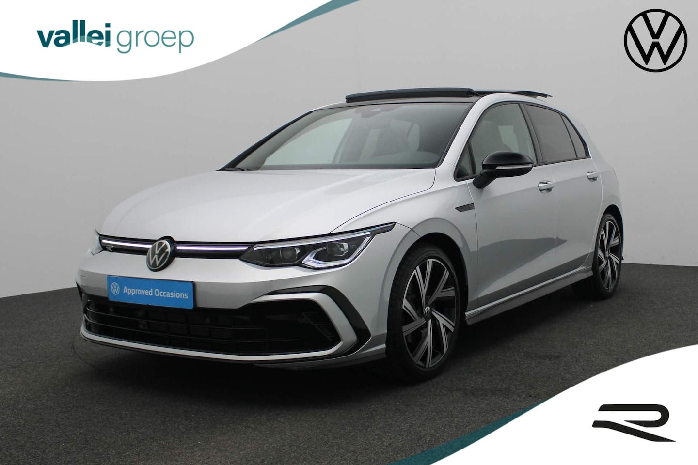 Volkswagen Golf - 1.5 eTSI 150PK DSG R-Line | Pano | IQ Light | Stoelverwarming | Camera | Navi | Sportonder - AutoWereld.nl