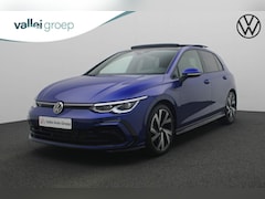 Volkswagen Golf - 1.5 eTSI 150PK DSG R-Line | Pano | IQ Light | Stuur-/stoelverwarming | Camera | Navi | Spo