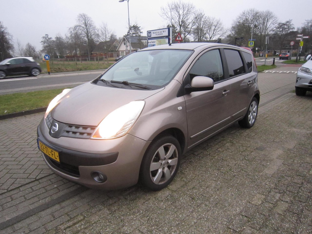 Nissan Note - 1.6 First Note airco - AutoWereld.nl