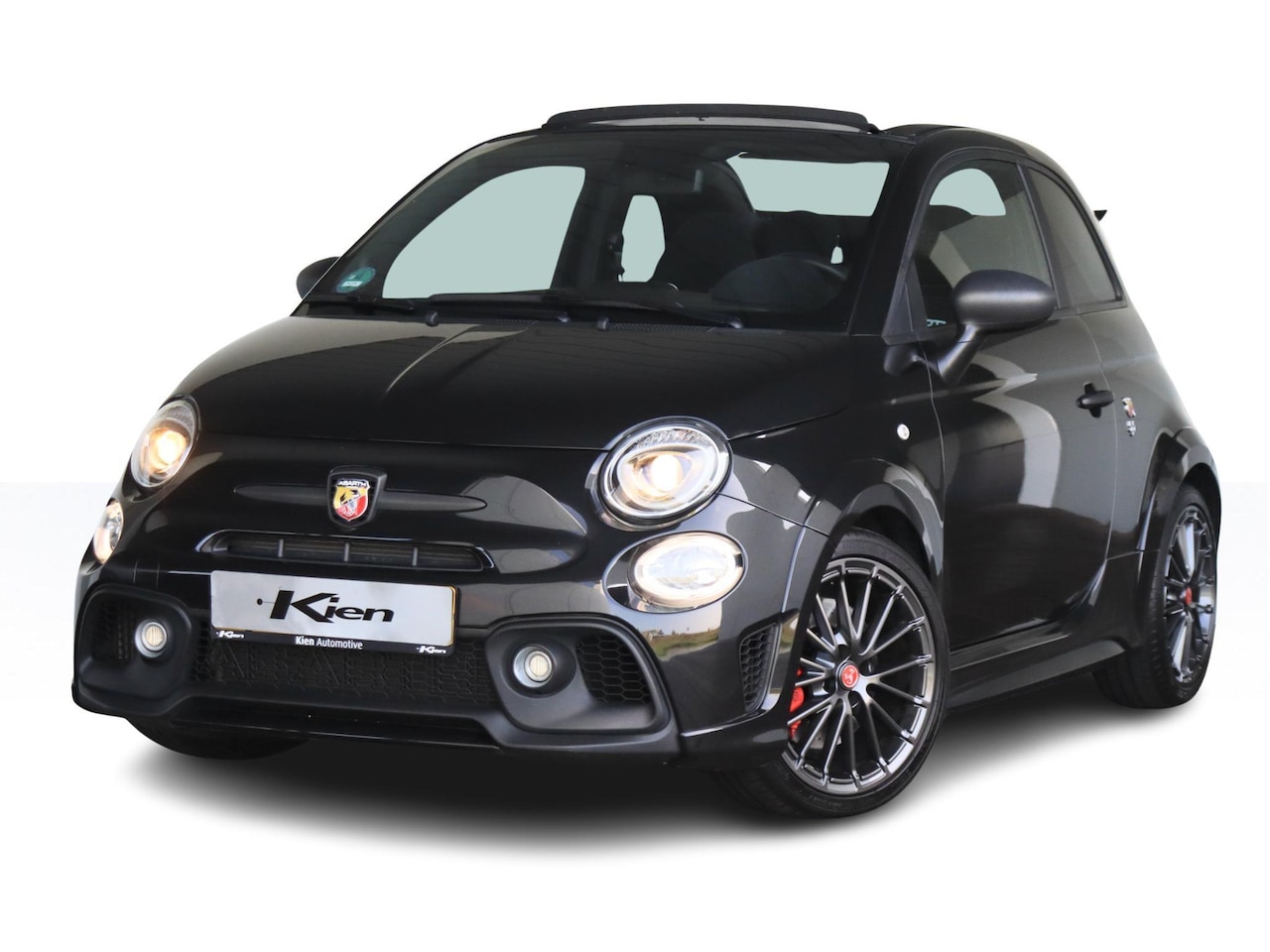 Abarth 595 - 595C 1.4 T-Jet competizione | Sabelt Stoelen | Navi | 17 INCH - AutoWereld.nl