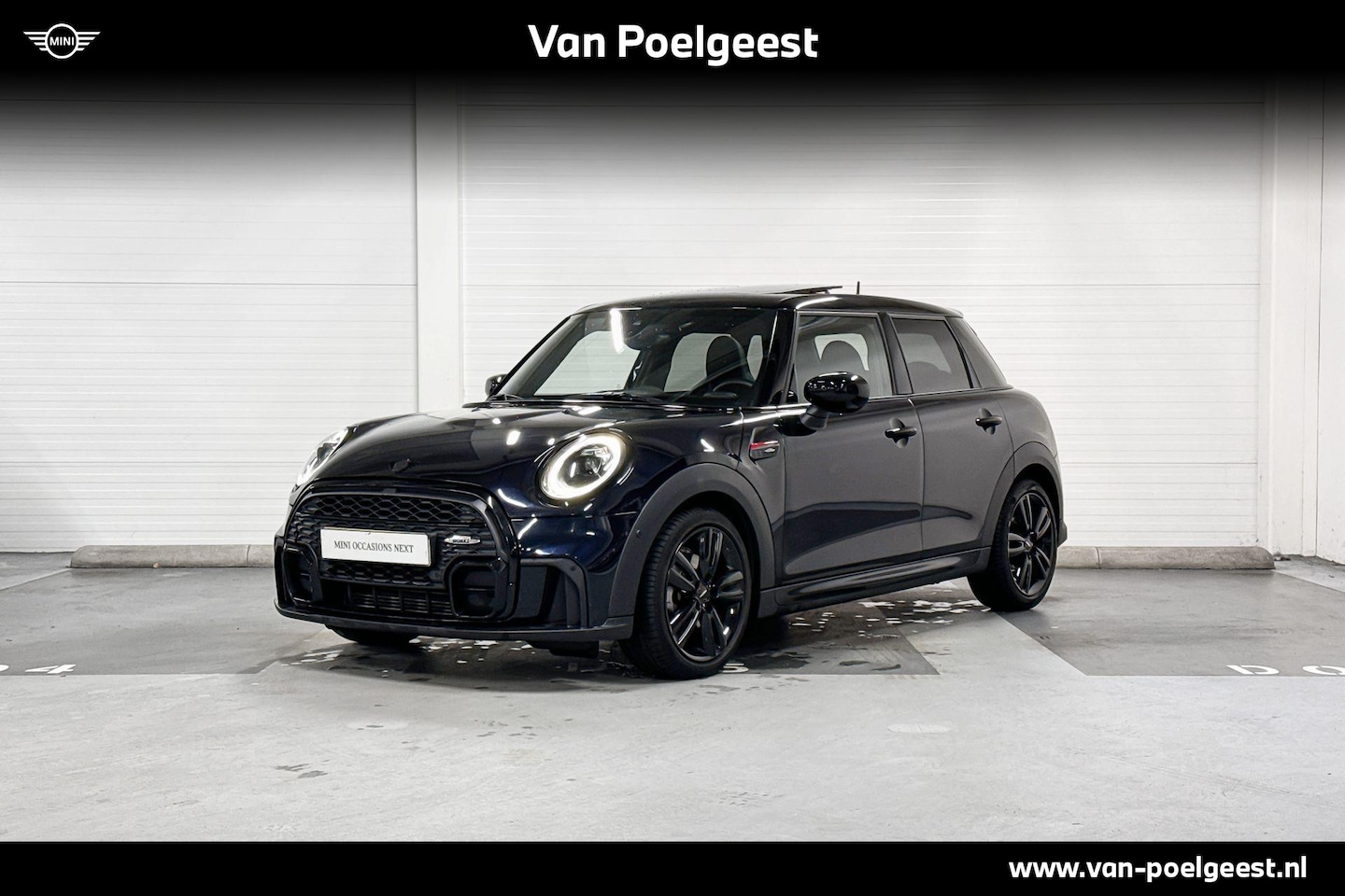 MINI Cooper - 5-deurs | Panoramadak | Achteruitrijcamera | Harman Kardon - AutoWereld.nl